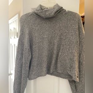 Hollister lightweight turtleneck